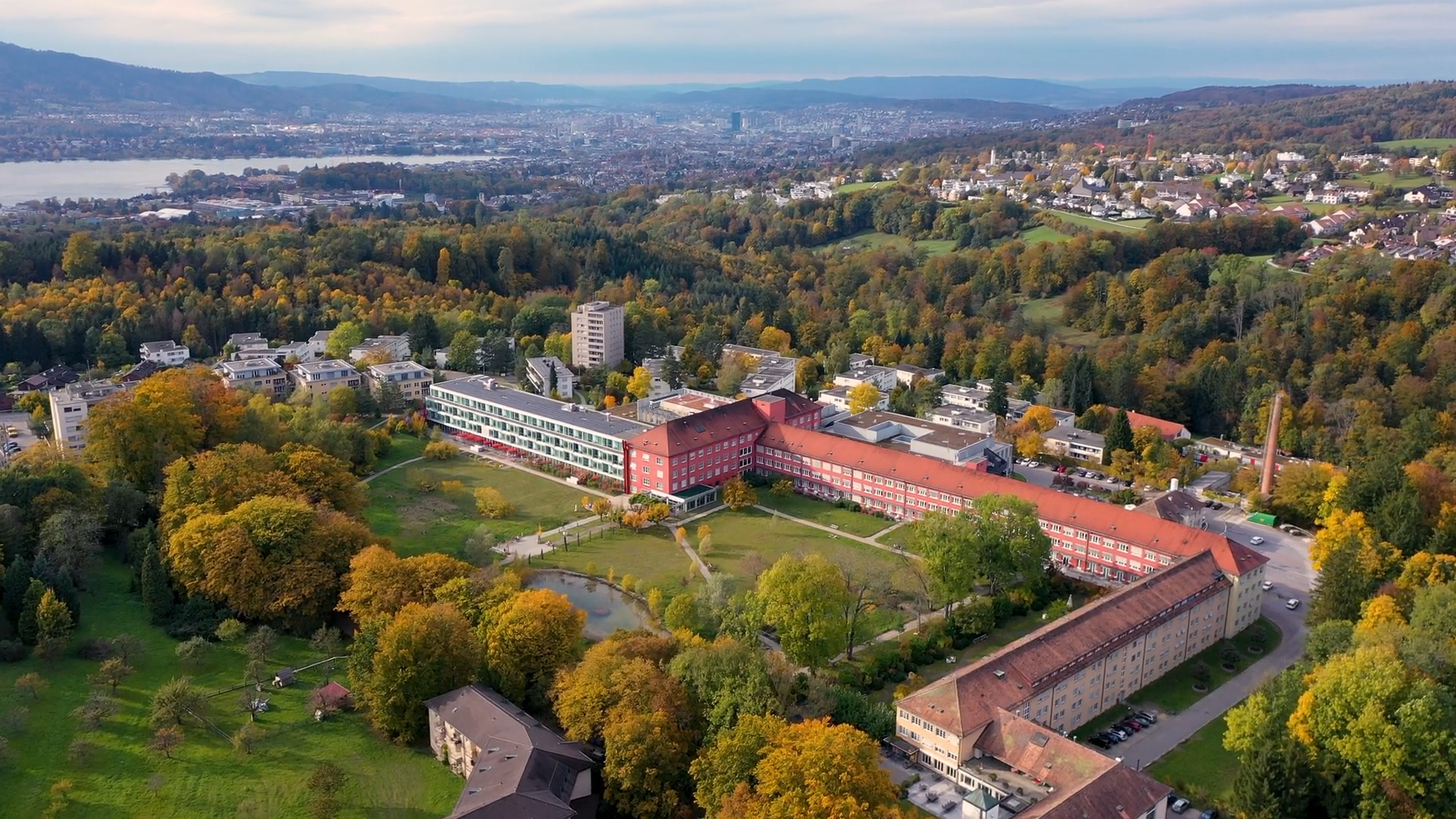 Zürichsee-Zeitung: Rund ums Spital soll neu gebaut werden